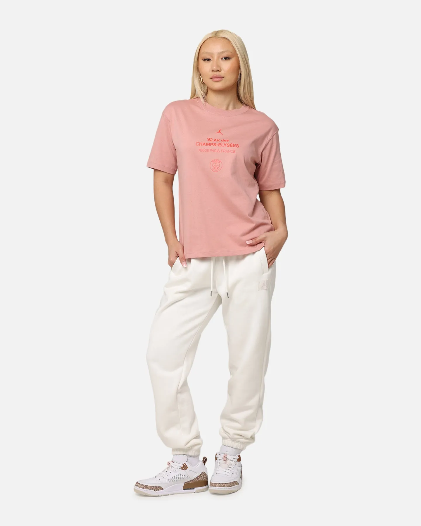 Jordan Women's Paris Saint-Germain Graphic T-Shirt Rust Pink/Infrared Bright Color Casual Elegance