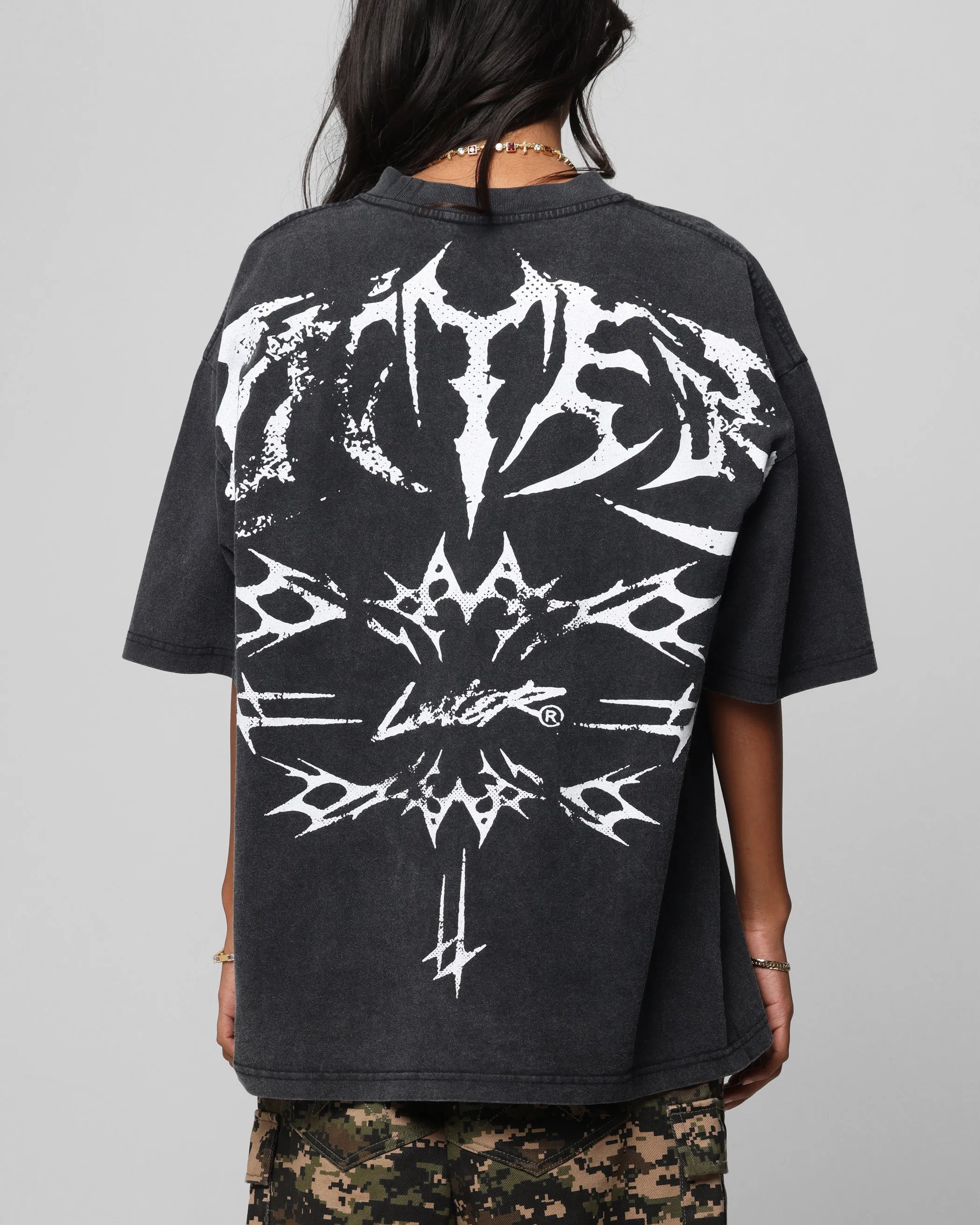 Modern Style Trend Loiter Metal Stacked Vintage T-Shirt Vintage Black