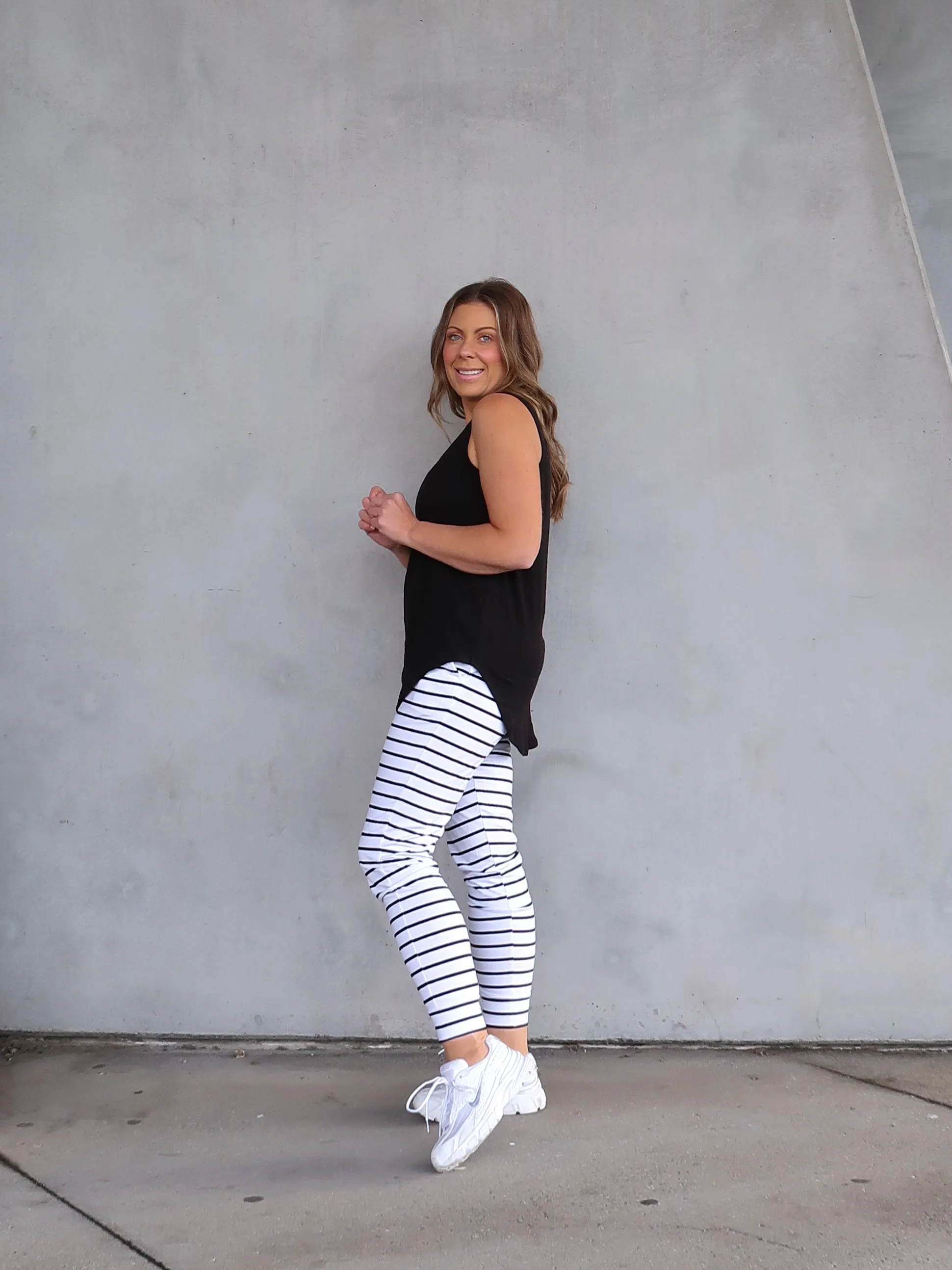 Keira Tank - Black Low vibration
