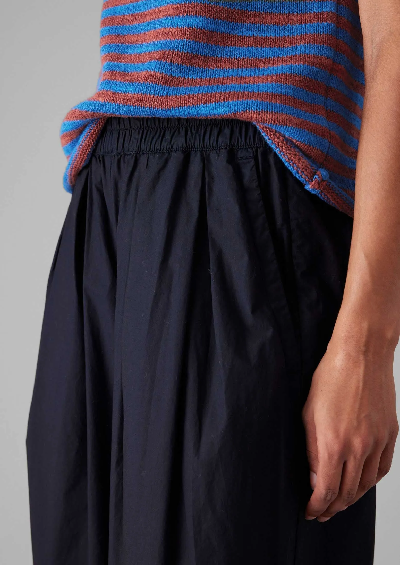 Practical Comfort Pleated Cotton Poplin Pull On Pants | Ink