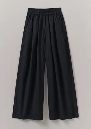 Outdoor Comfort Fit Pleated Cotton Poplin Pull On Pants | Ink