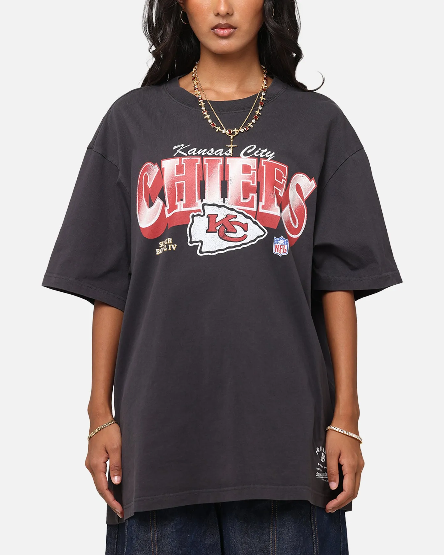 Tagless Neckline Eco Friendly Production Mitchell & Ness Kansas City Chiefs Arch T-Shirt Faded Black