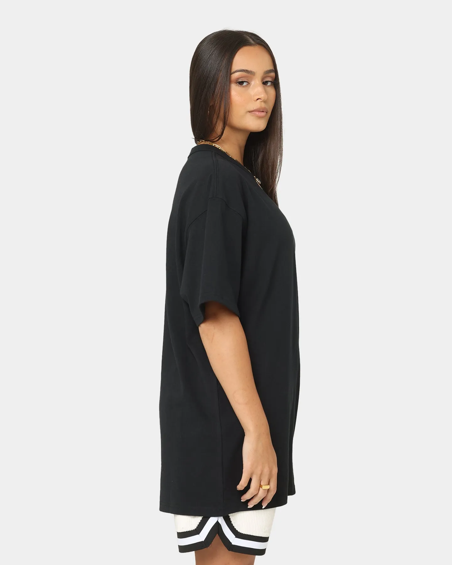 Nike Sportswear Premium Essentials T-Shirt Black/Black Soft and breathable