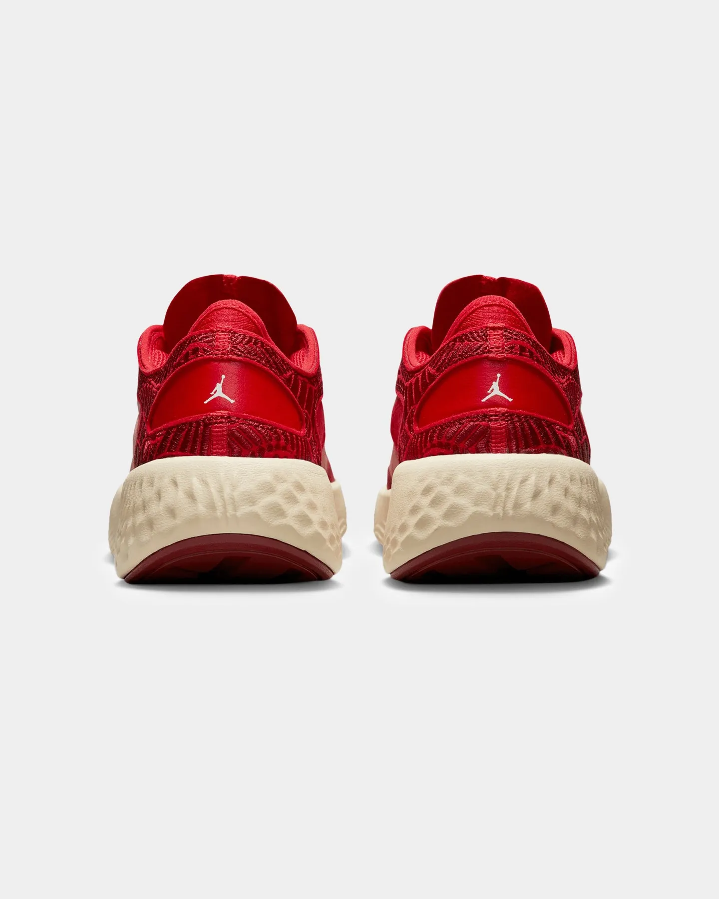 Long Move Jordan Women's Jordan Delta 3 Low SE Team Red/Sail