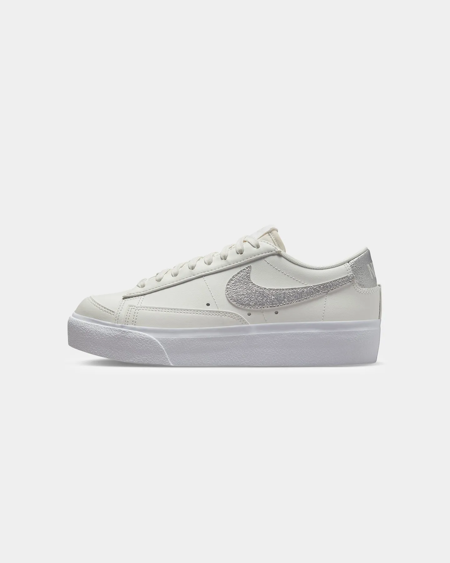 French Soft Arch Support Wellness Seekers Nike Women's Blazer Low Platform Summit White/Metallic