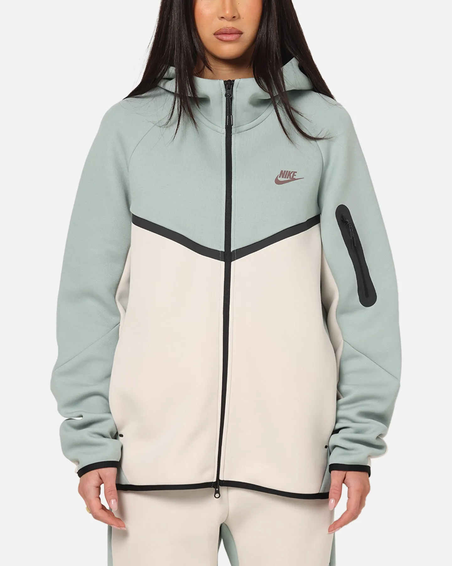 Nike Sportswear Tech Fleece Windrunner Jacket Dusty Sage Travel Wear