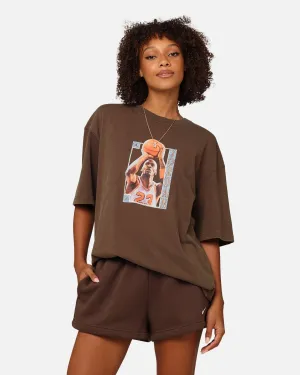 Jordan Women's Oversized Graphic T-Shirt Baroque Brown/Legend Coffee Fresh Style Trend