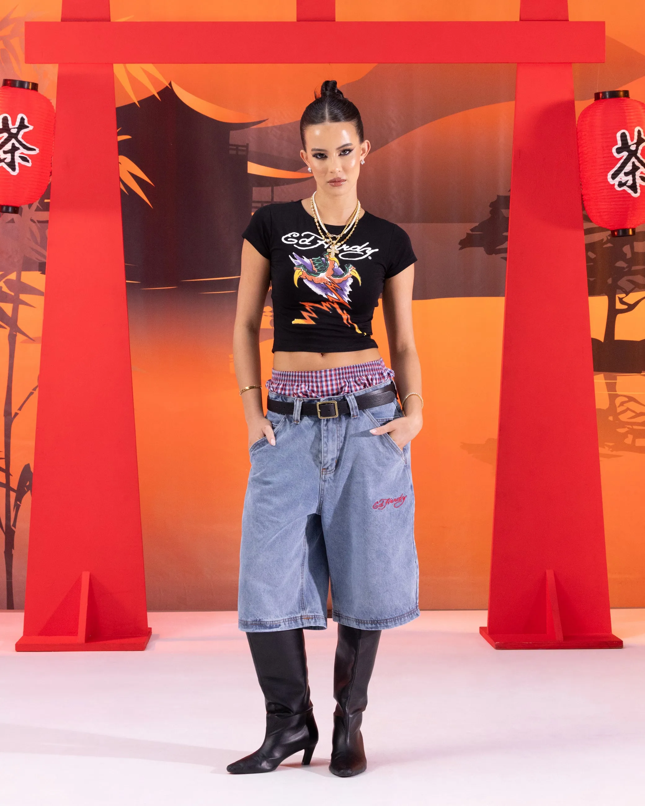 Structured silhouette Ed Hardy Women's Lightning Baby T-Shirt Black