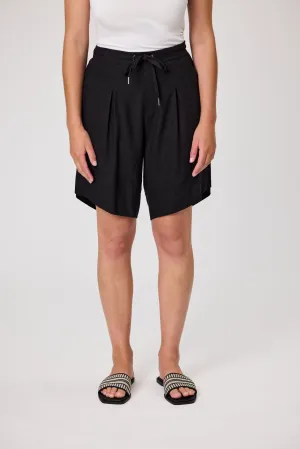 Active Layer Port Pocket Design BILLIE SHORT