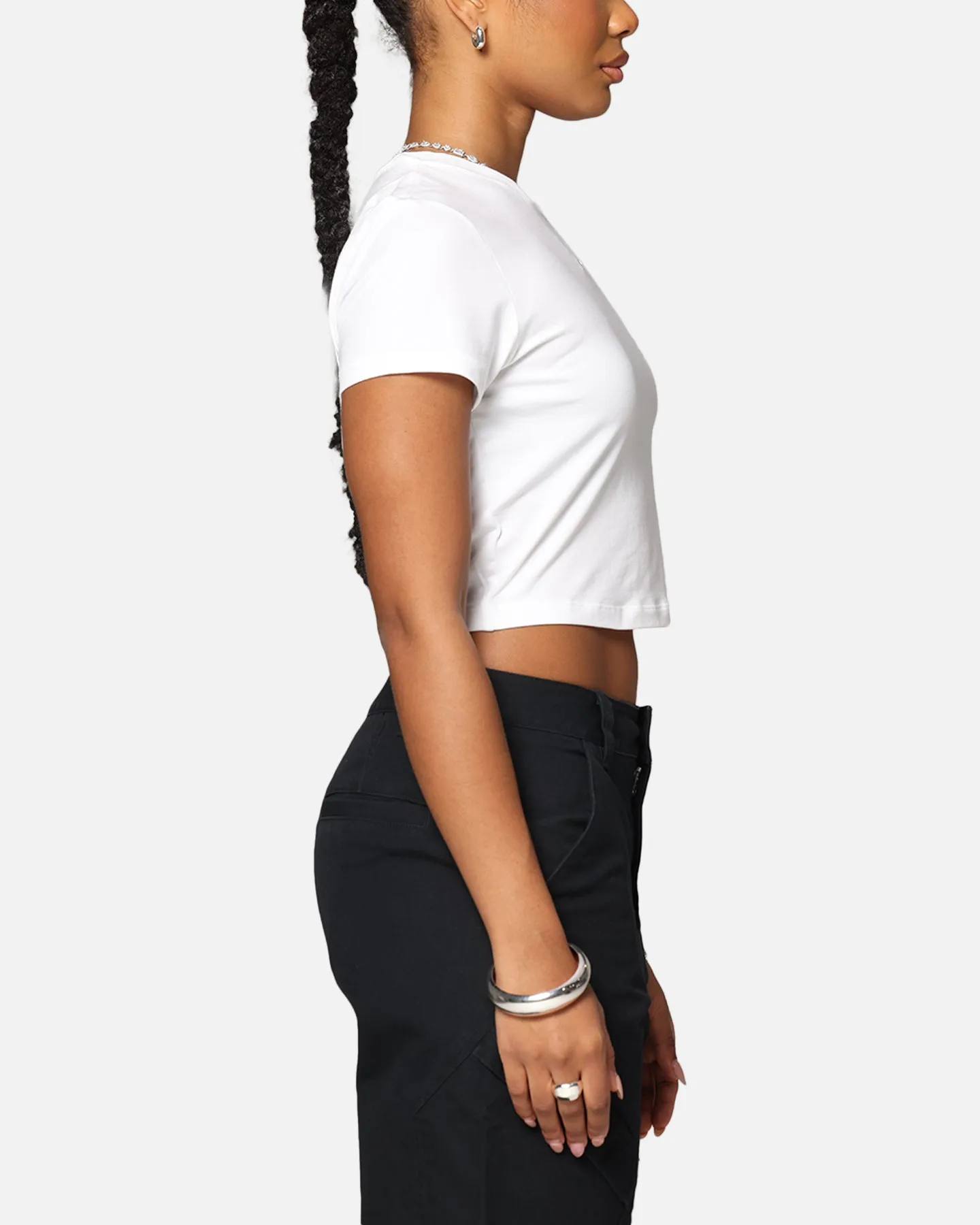 Nike Women's Sportswear Chill Knit Crop T-Shirt White/White Heather Texture Finish Beach relaxation