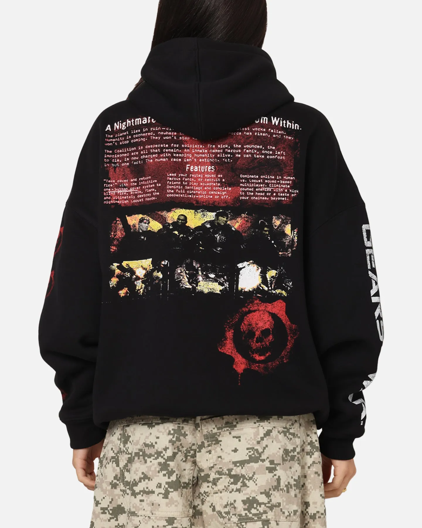 Y2K Style 73 Studio X Gears Of War '08 Gears 2 Disc Premium Hoodie Black