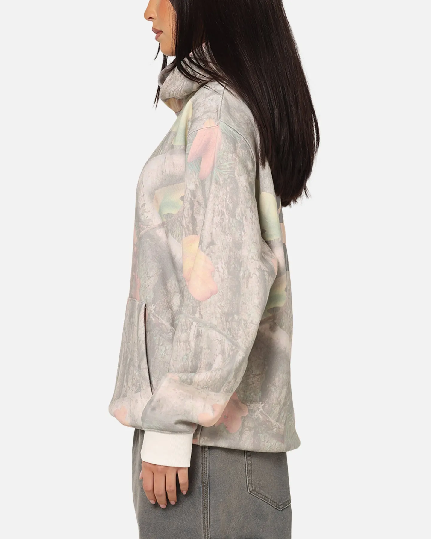 Home improvement wear Lifestyle Scene Reebok X Market All Over Print Hoodie Real Tree Camo