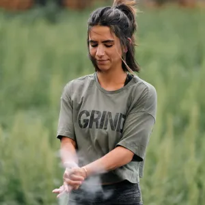 comfortable top Women's Grind Crop Tee