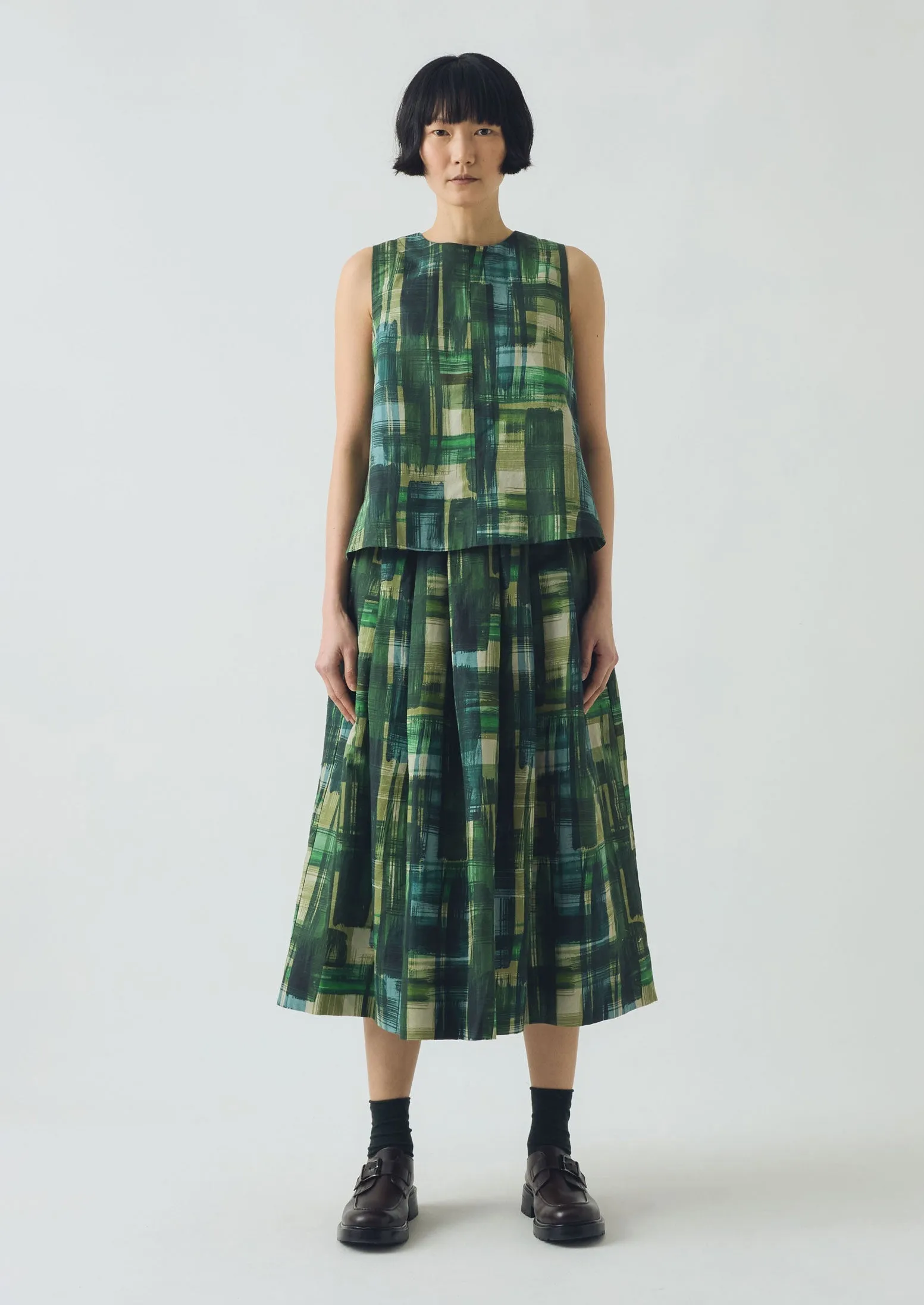 Painted Tweed Cotton Linen Skirt | Clover Green Fresh Fit Outdoor Outfit