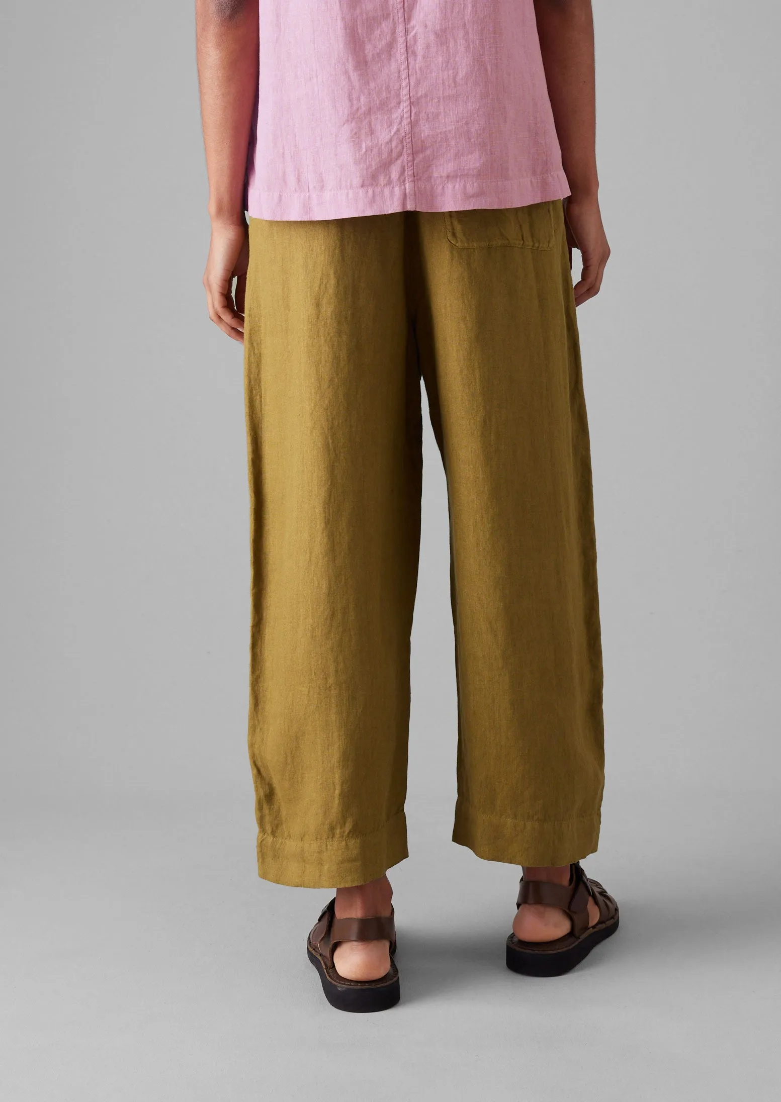 AdjustableDrawstring Sport Ready Garment Dyed Linen Barrel Leg Pants | Durian Green