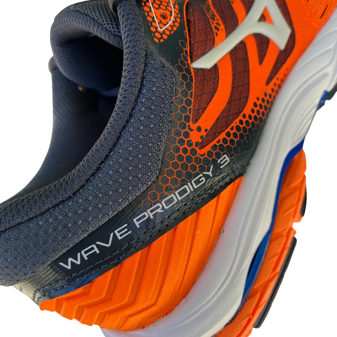 lightweight - materials running during a windy day Mizuno Wave Prodigy 3 scarpa da corsa J1GC201053 orange