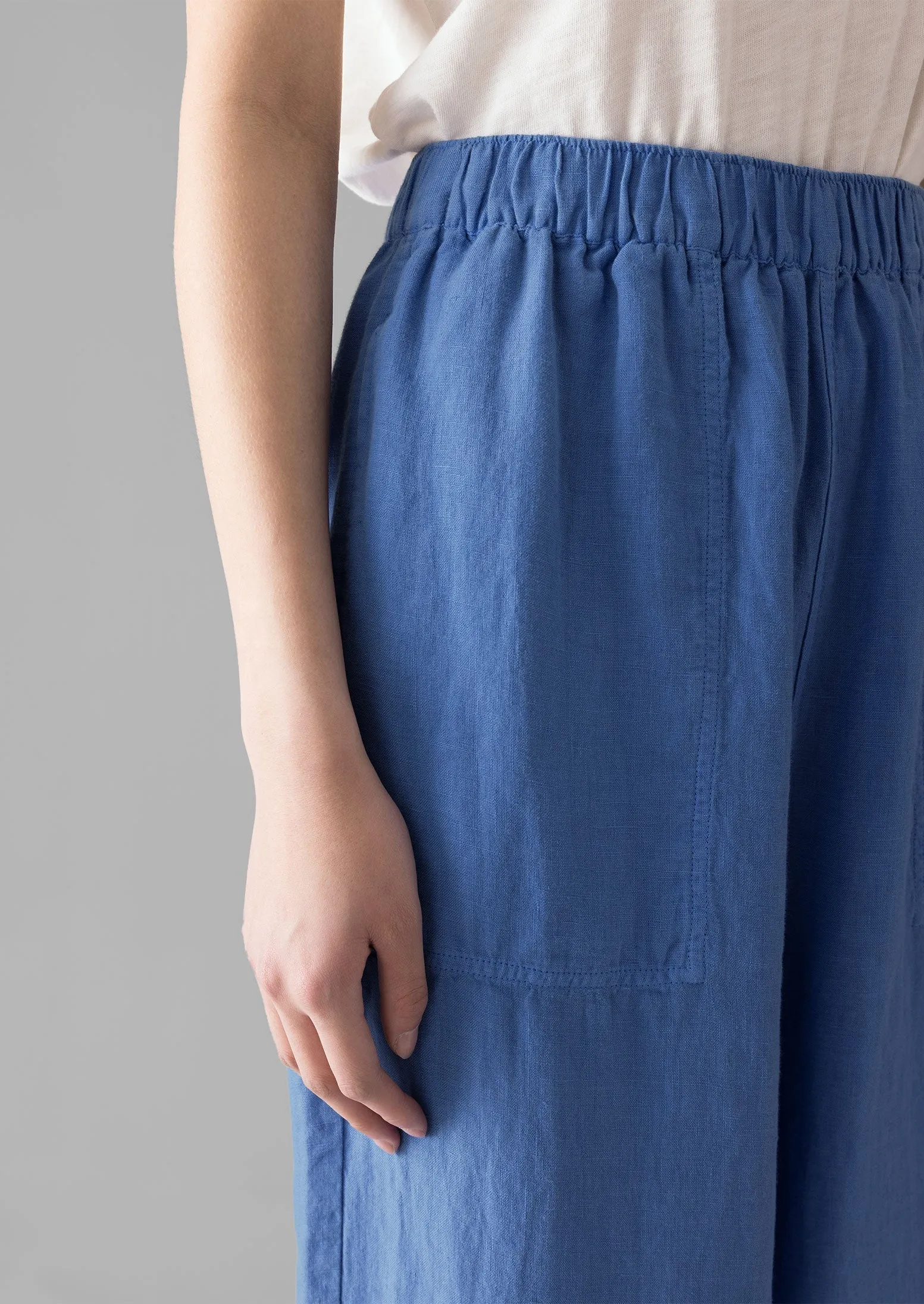 Garment Dyed Linen Barrel Leg Pants | Blue Violane Performance Comfort