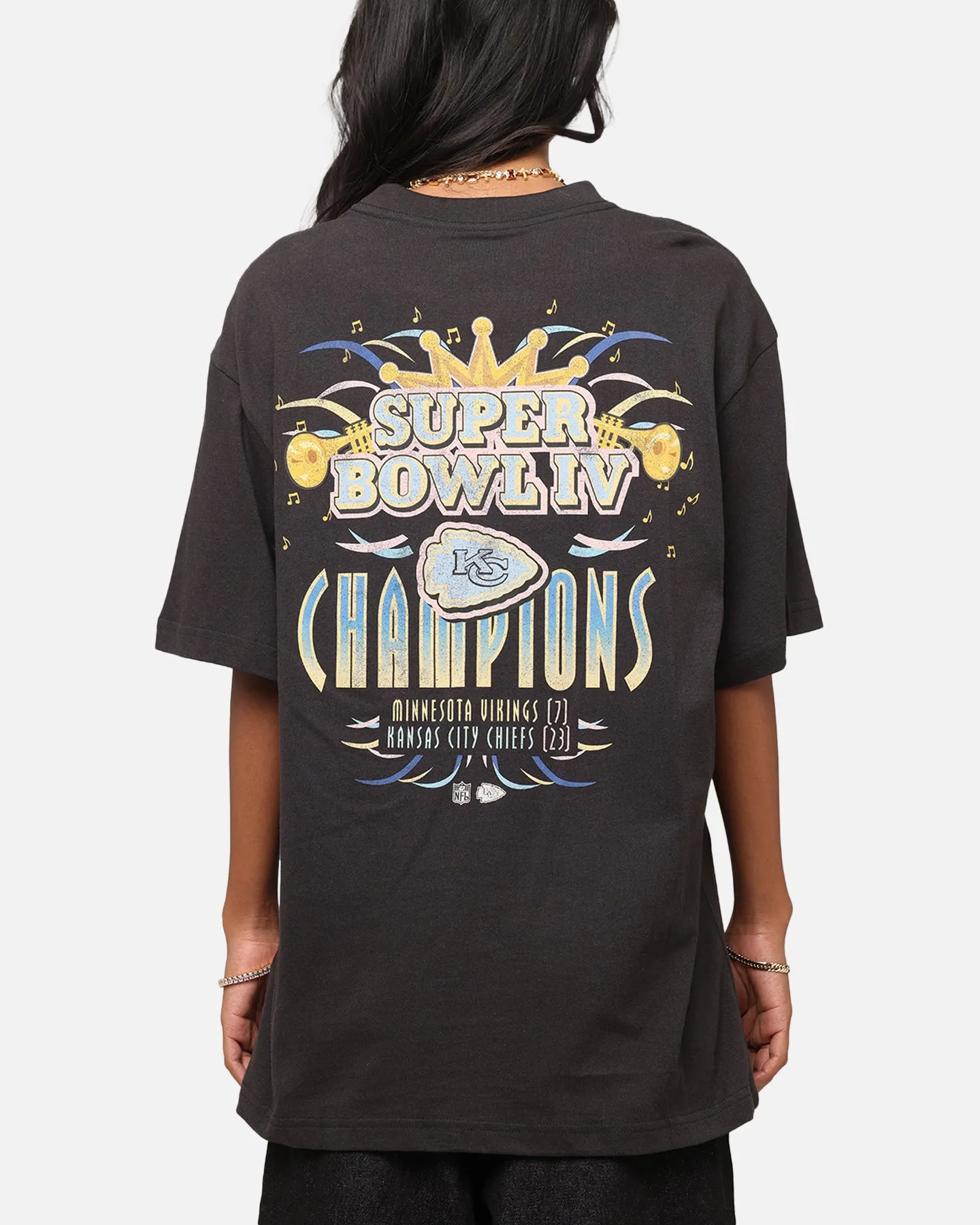 Mitchell & Ness New Orleans 1970 Super Bowl IV Match Up T-Shirt Faded Black Fresh Style Trend