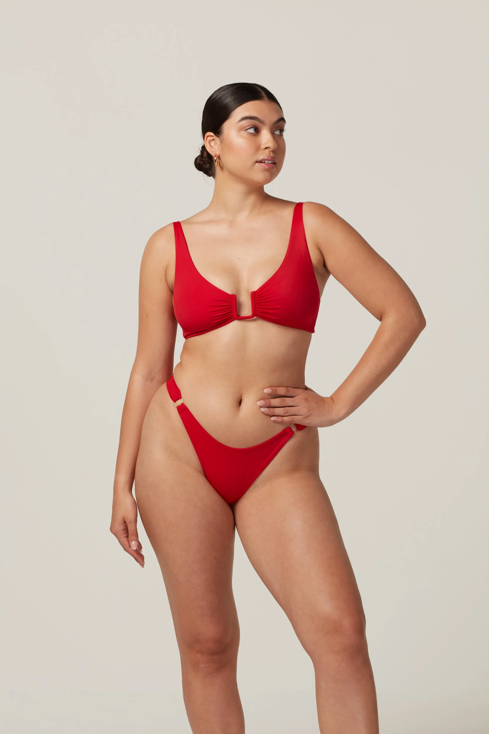 Palma Top - Red Subtle Glow Full Coverage Design