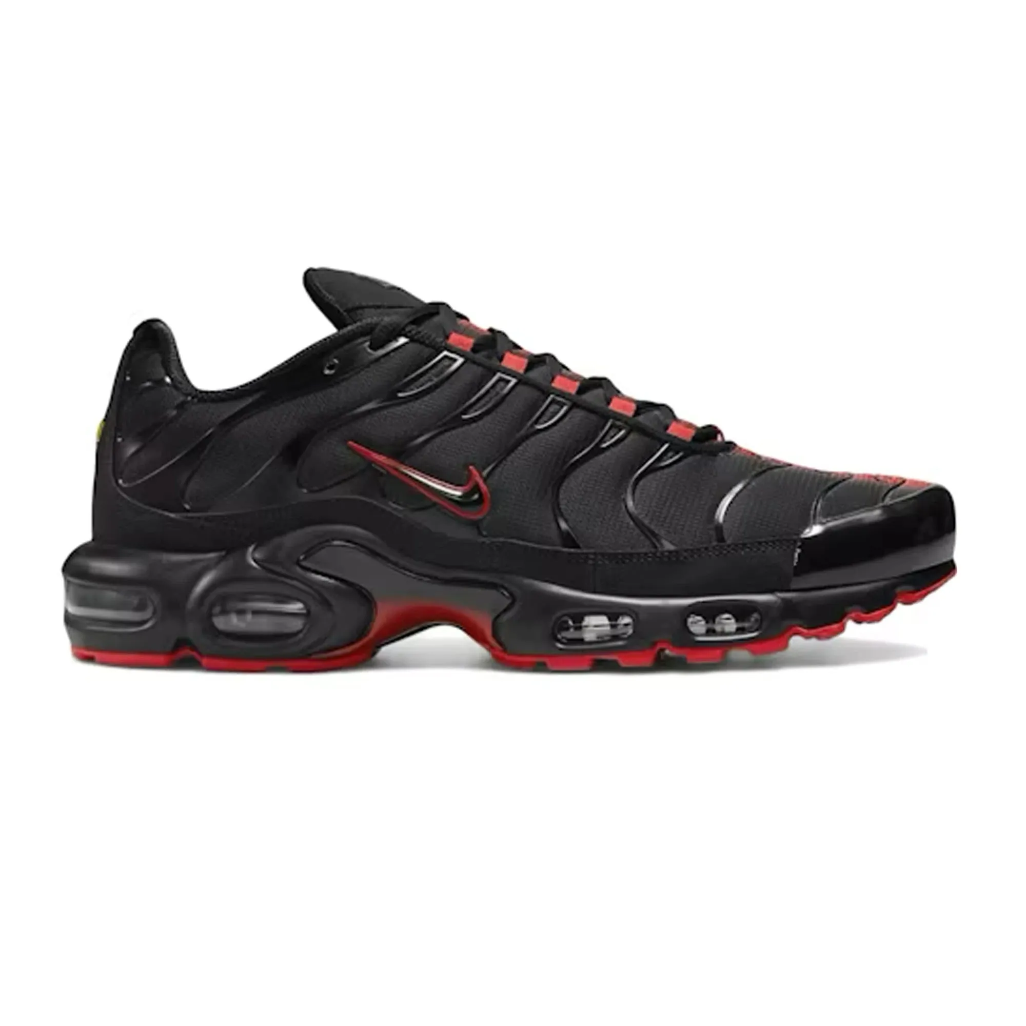Nike Air Max Plus TN 'Black Red' track runner's shoe chance