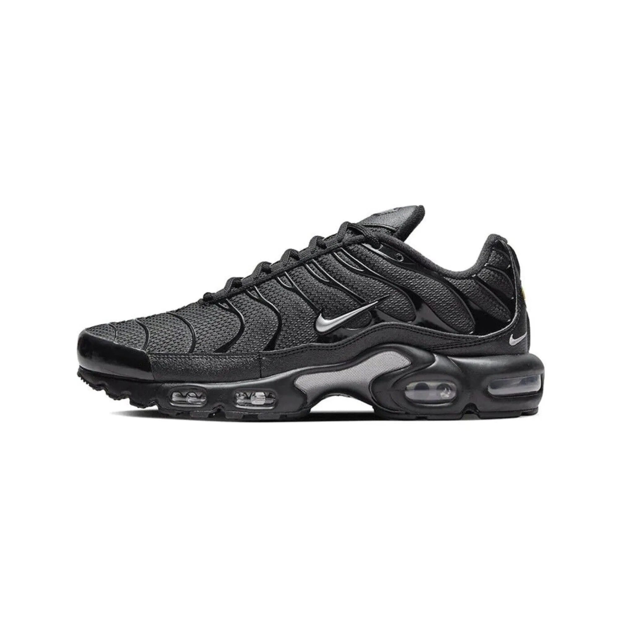 Variable Pace running in a park trail Air Max Plus TN 'Mini Swoosh Black Silver' (2022)