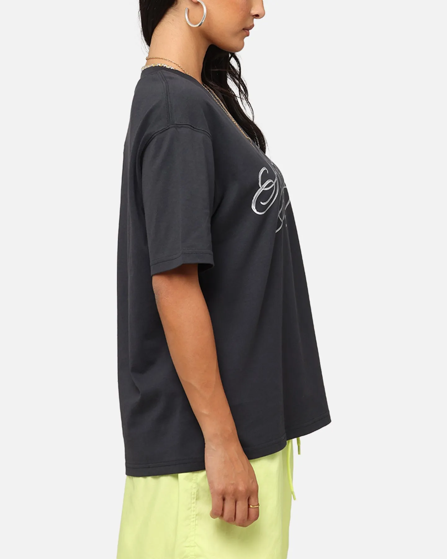 Cool Fit Elegant Detail Jordan Women's Graphic Metallic T-Shirt Off Noir