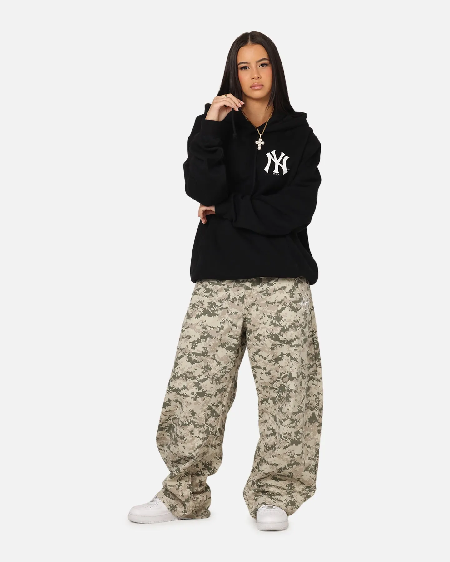 Monogrammable Belt loops Majestic Athletic New York Yankees Champs Serial Mono Hoodie Black