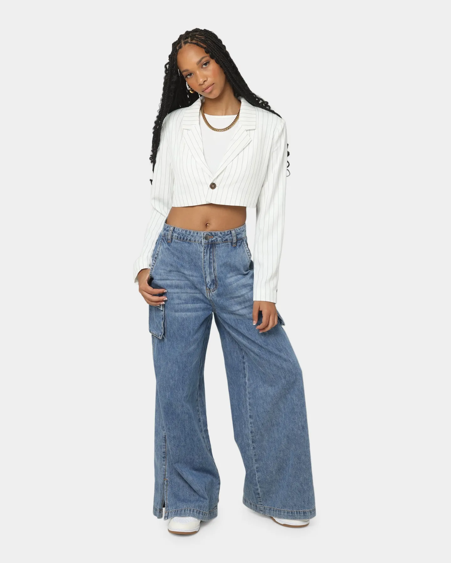 Water-Resistant Layer Mold Resistant Coating EN ES Women's Luna Cropped Blazer Pin Stripe White