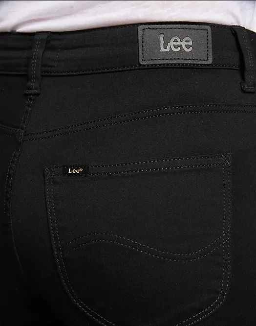 Lee Pantalone jeans da donna a zampa Breese Boot L31TFS47 nero Street Inspired Style Daily