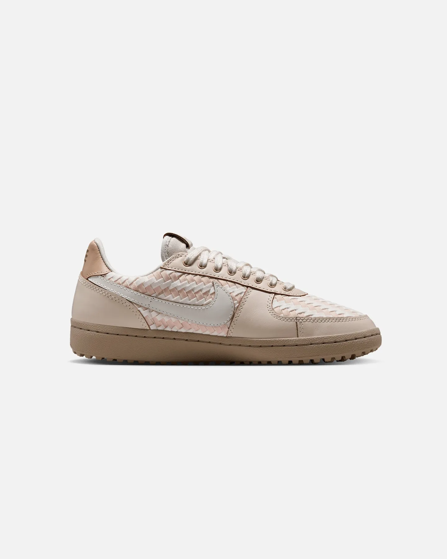 Nike Women's Field General Pearl White/Sail mud proof Torsion control
