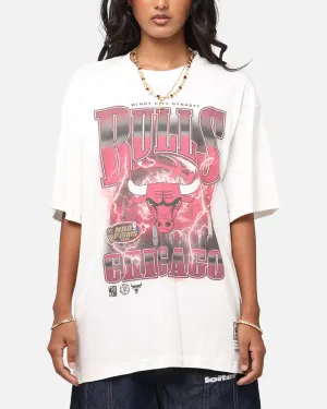 Quick Wear Mitchell & Ness Chicago Bulls City Strike T-Shirt Vintage White
