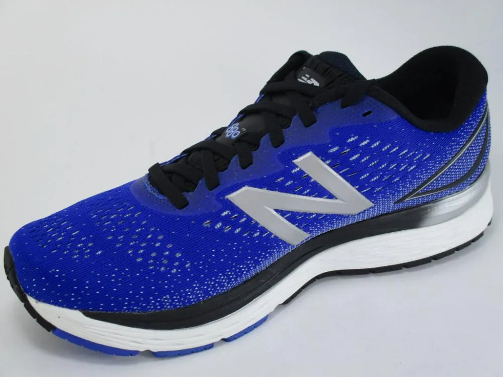 Quick drying material New Balance scarpa running uomo M880UB9