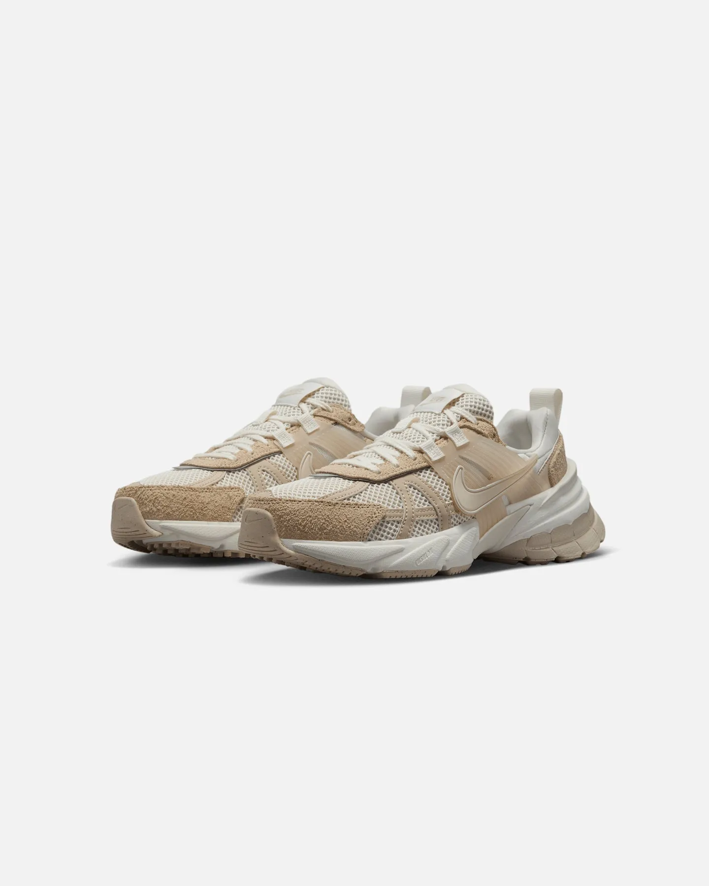 Beauty Walk Star Edge Nike Women's V2K Run Sail/Sail