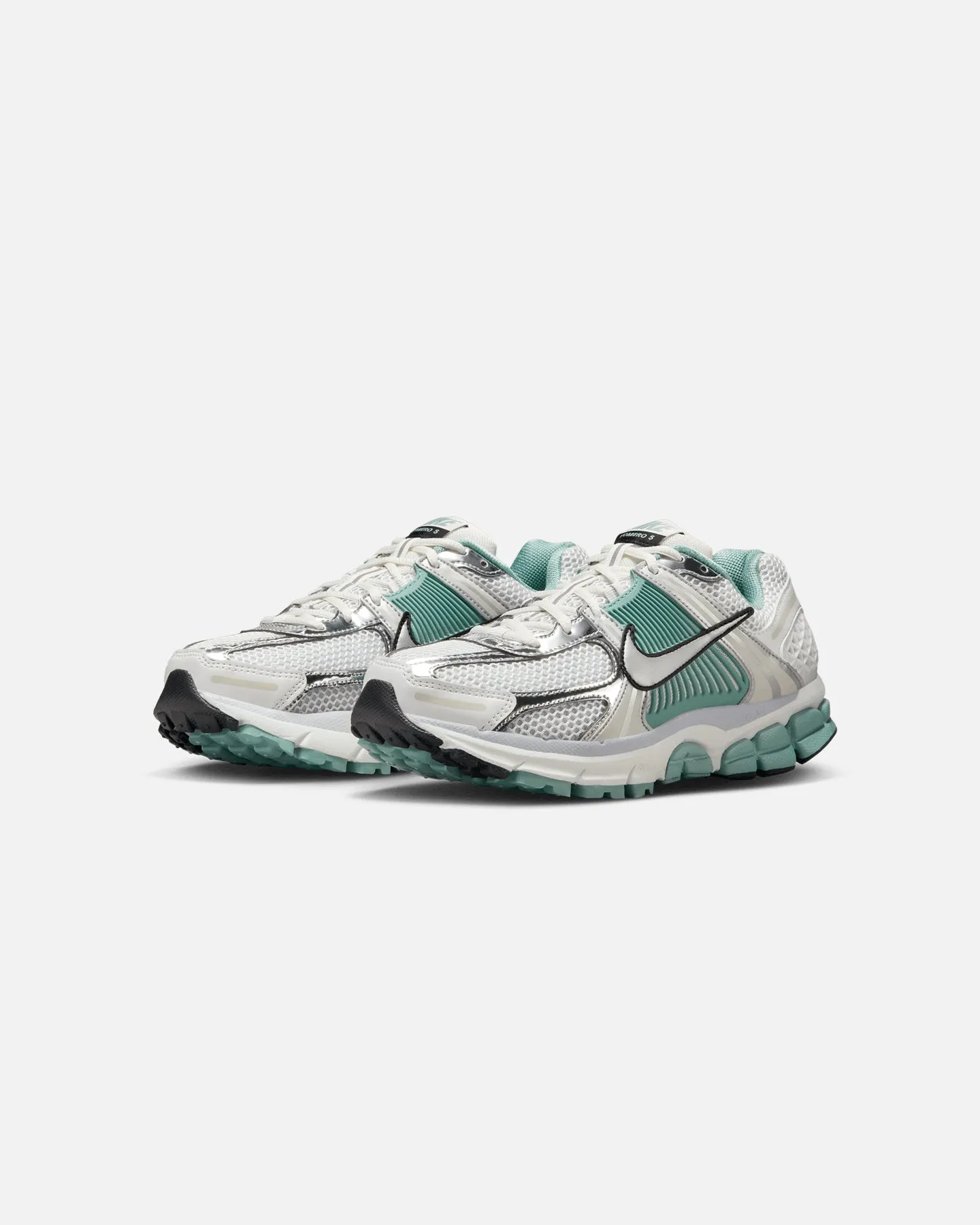 Nike Women's Zoom Vomero 5 Summit White/Metallic Silver-Wolf Grey Island Step