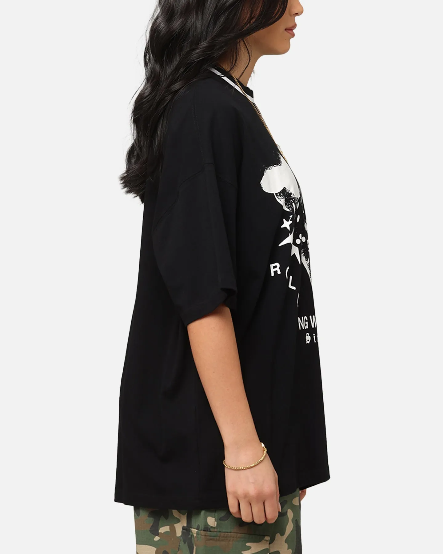 Classic and Comfy right size Carre Dice Club T-Shirt Black