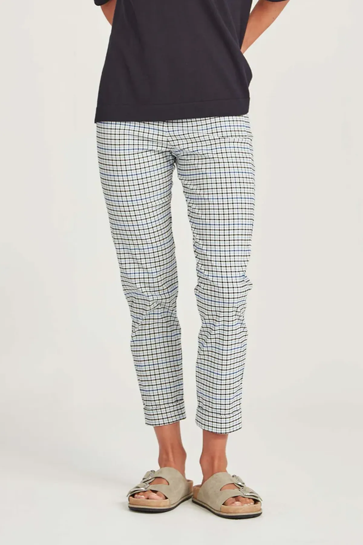 NAUTILUS CHECK HEPBURN Fade Resistant Dye Smooth zipper closure