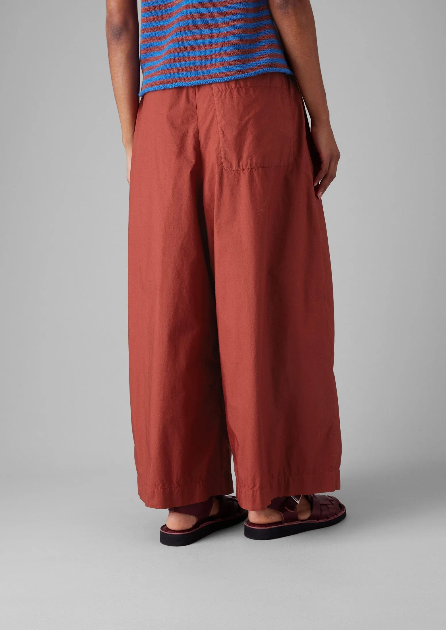 Pleated Cotton Poplin Pull On Pants | Brick slim cut