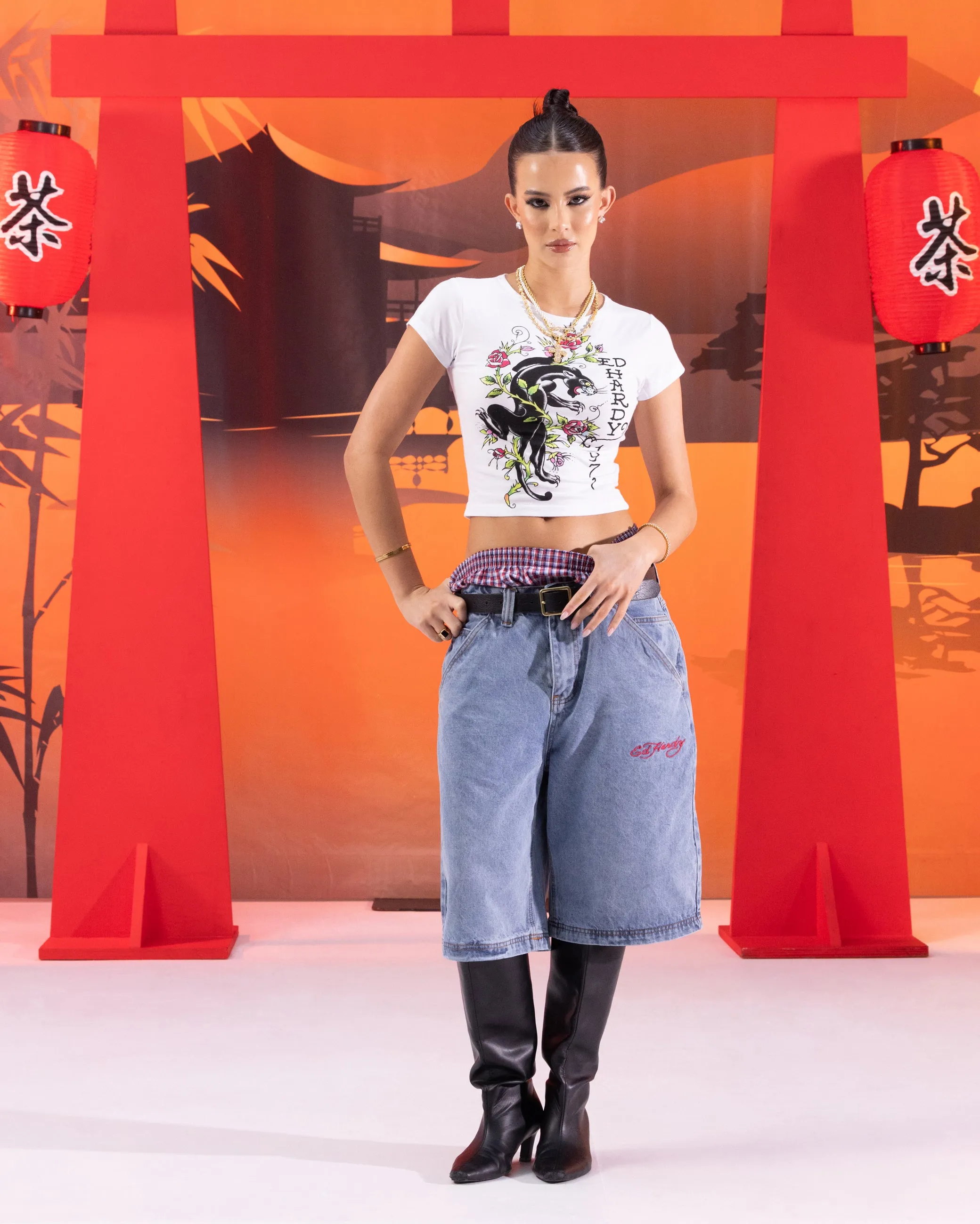 Fashionable Option Ed Hardy Women's Thorn Baby T-Shirt White