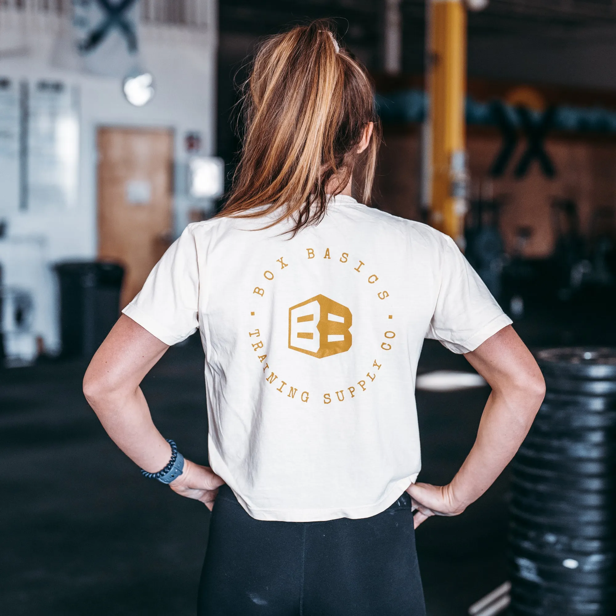 Easy-to-Match Women's Box Basics Boxy Circle Tee