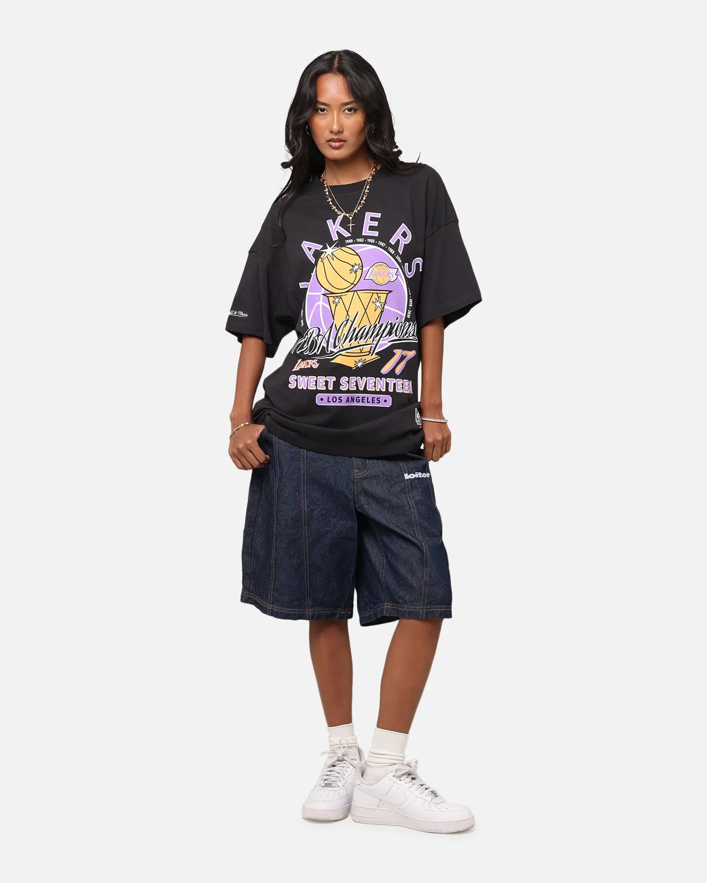 Vegan Mitchell & Ness Los Angeles Lakers Champions Report "Champ Pack" T-Shirt Faded Black