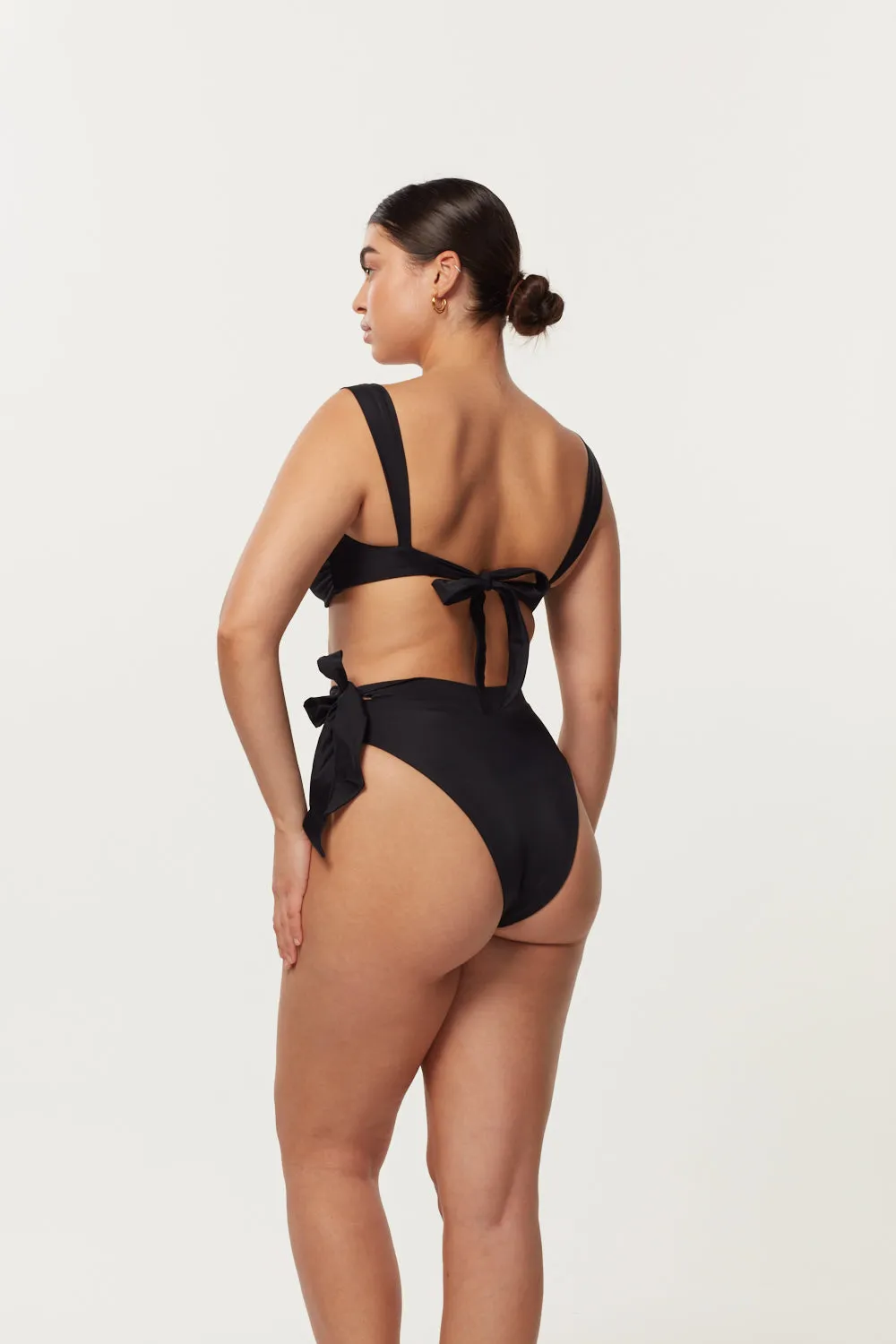High-waisted Color Lock Technology Tahiti Bottom - Black