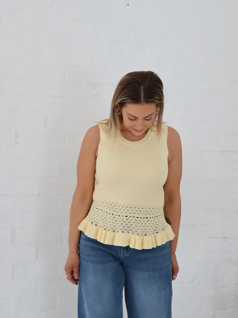 Move Freely Skye Top- Butter Yellow