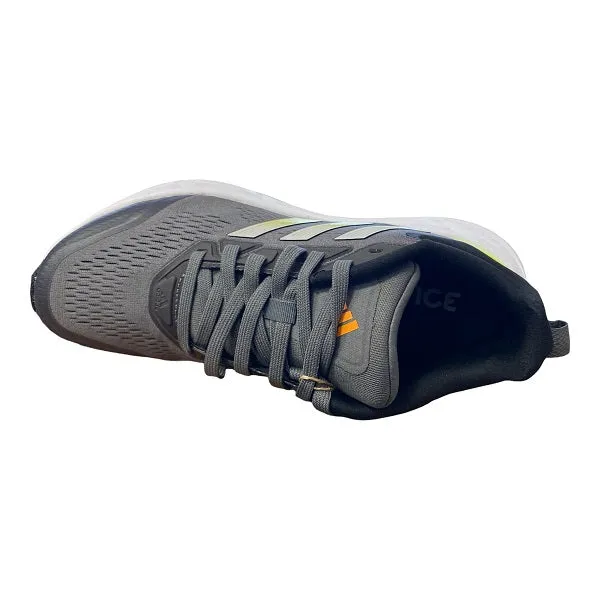 Arch Support Design running in a bog area shoes Adidas scarpa da corsa da uomo Questar GZ0623 grigio