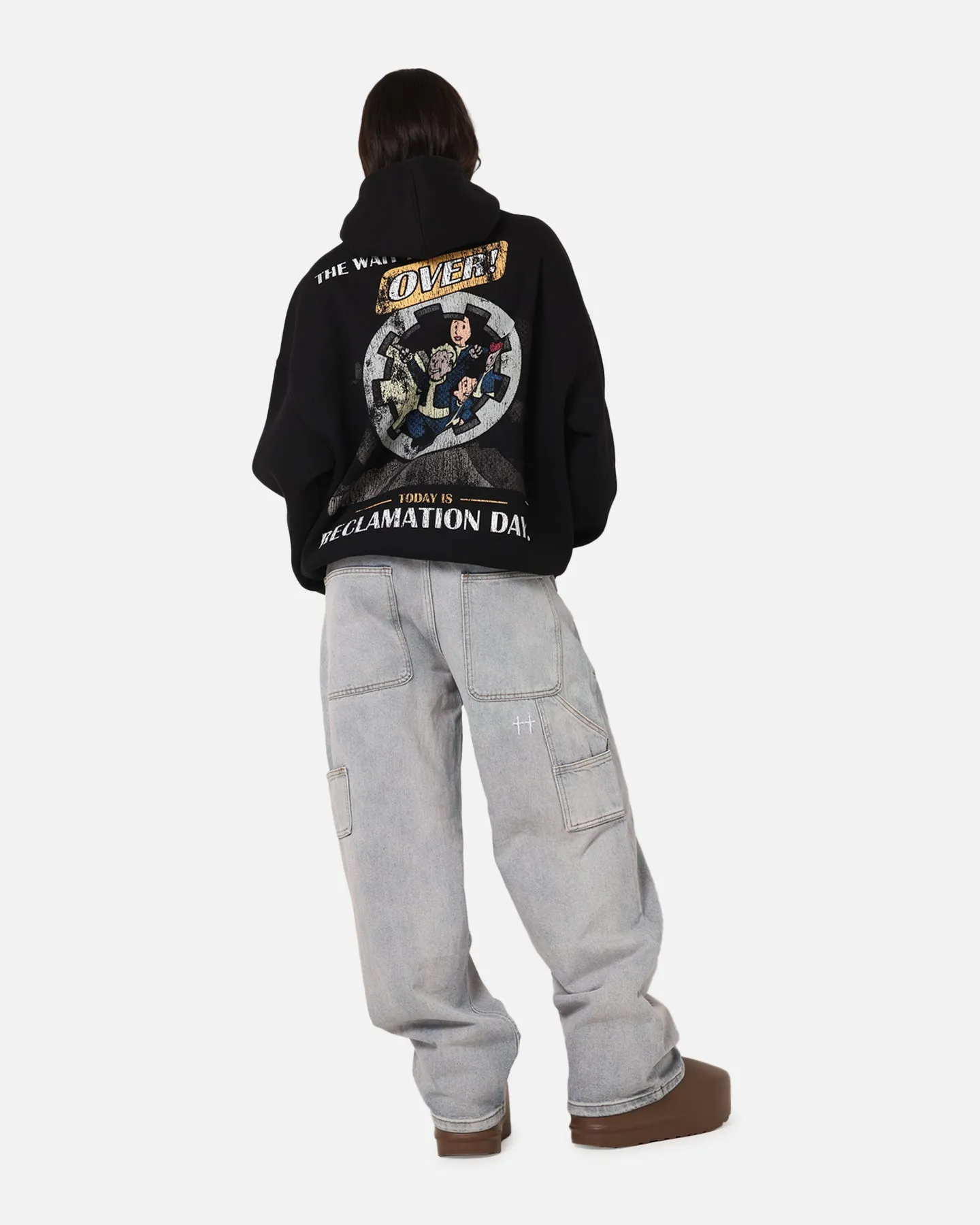 73 Studio X Fallout '76 Fallout Premium Hoodie Black Lightweight Feel Windproof Layer