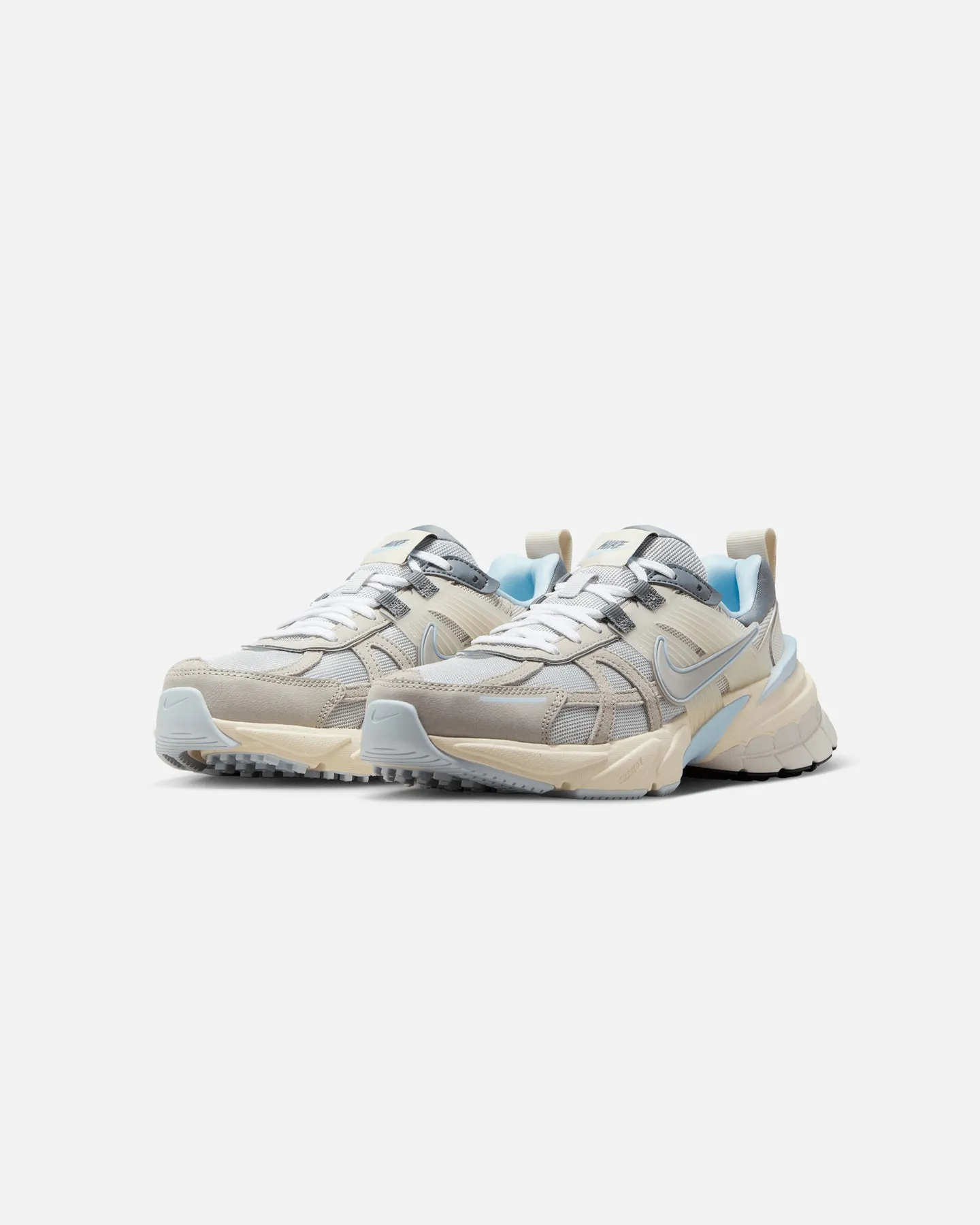 Comfort Slope Shine Tone Nike Women's V2K Run Light Bone
