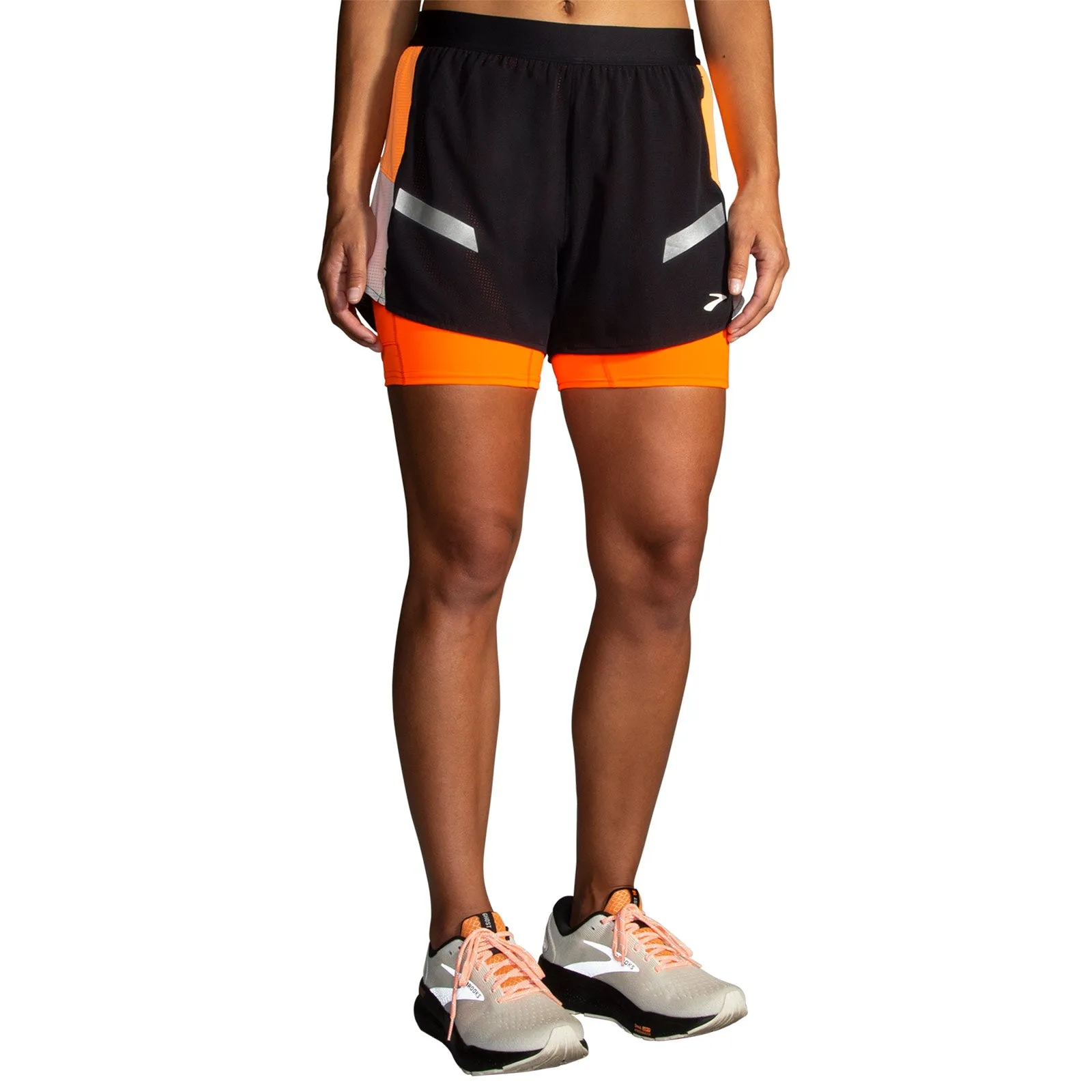 Brooks Womens Run Visible 2.0 4" 2in1 Shorts Microfiber Blend Fabric