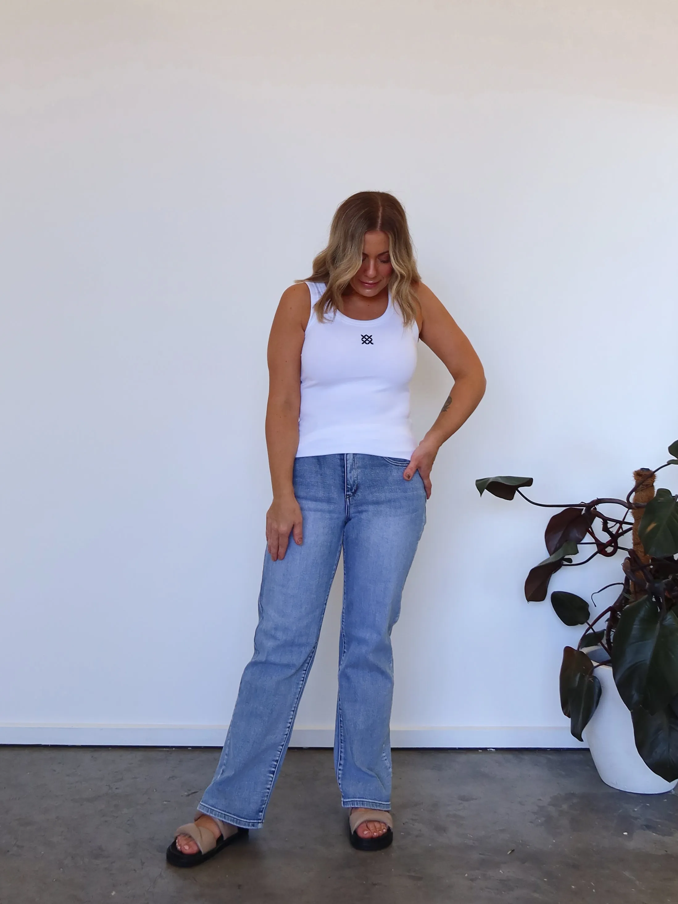 easy to transport defensive role Jordan Tank - White