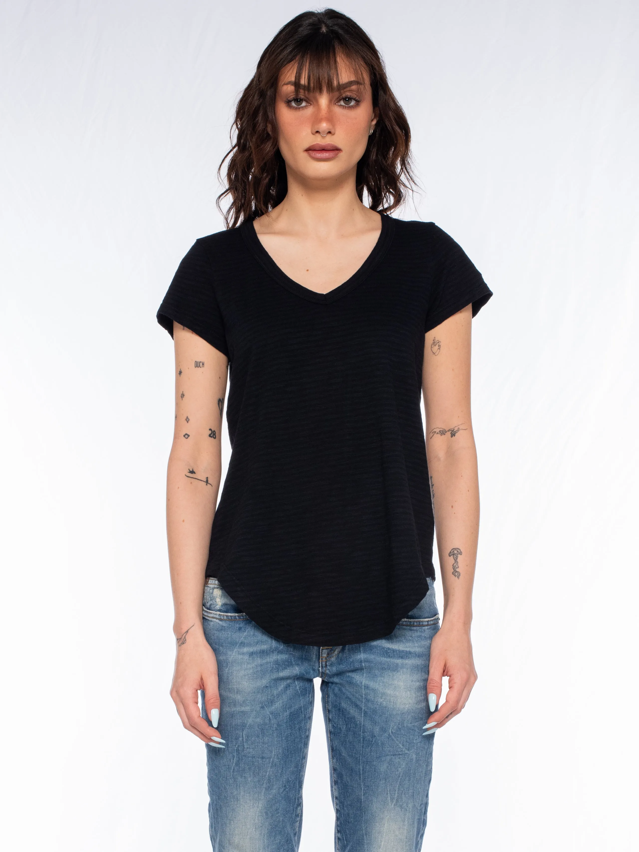 V-Neck Short Sleeve Shirttail oversized but not shapeless