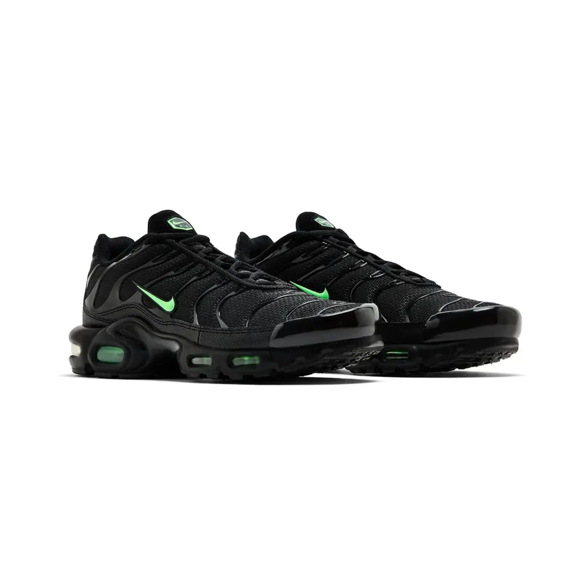 Hybrid Layering adventure - running shoes Nike Air Max Plus TN 'Black Green Strike' (2025)