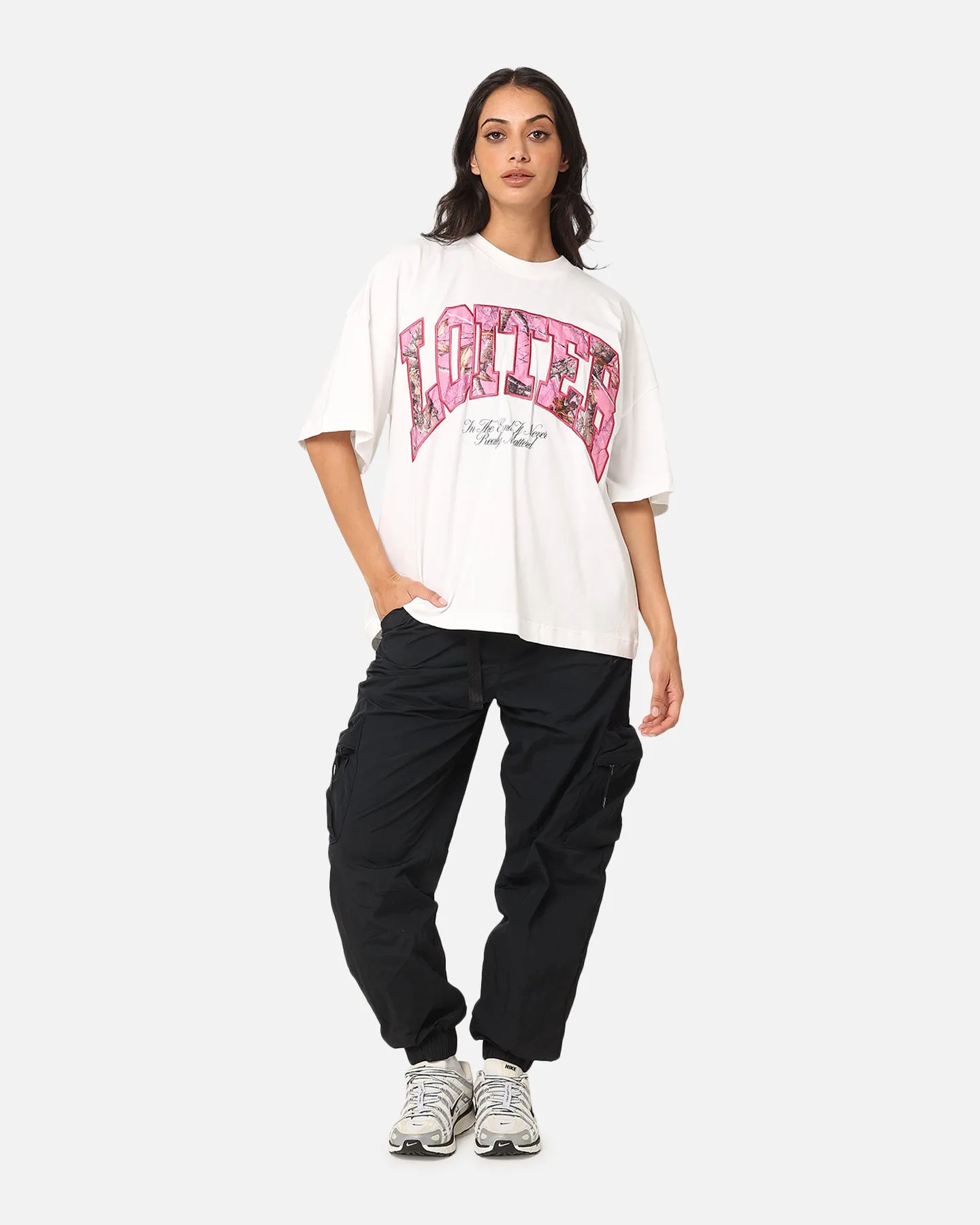 Loiter Hunter T-Shirt Off White Cozy Essentials